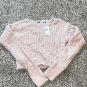 HYFVE Cropped Fuzzy V-Neck Sweater - Blush Pink
